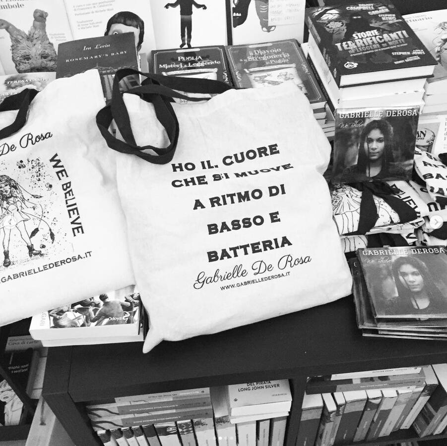 Merch, Macaria Merch, Macaria